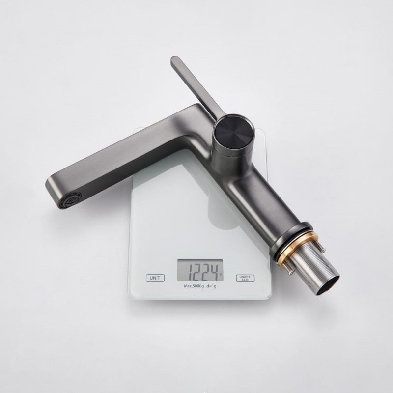 Euro dollar- Design single hole bathroom faucet