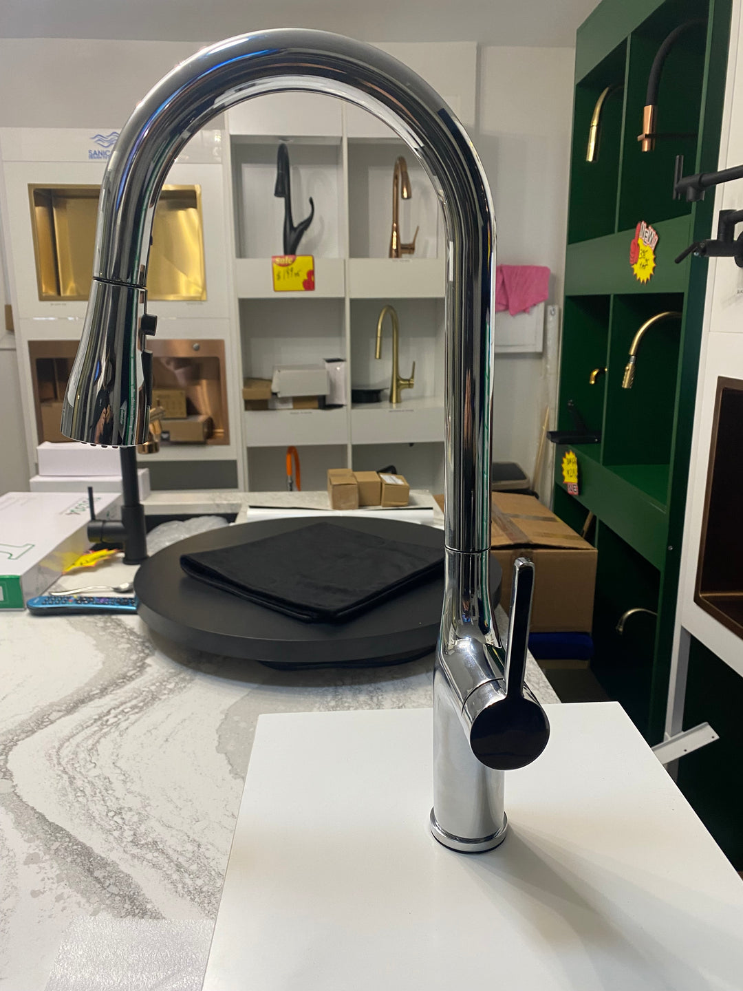 Acero Solid Sleek Modern Dual Pull Spray Kitchen Faucet