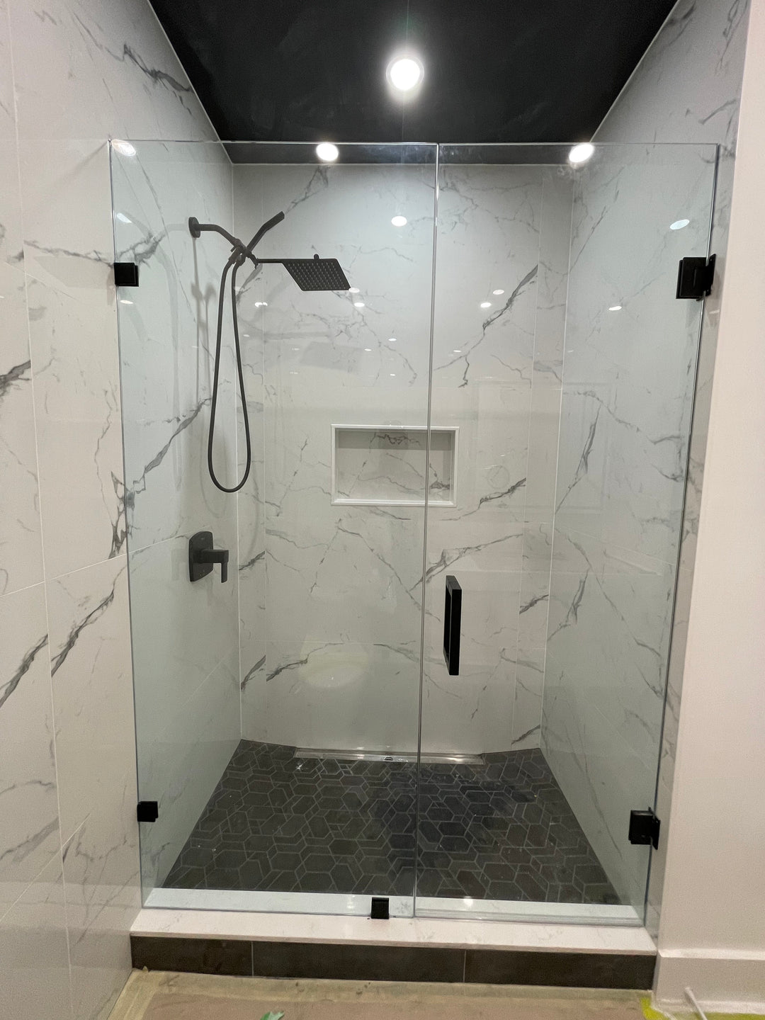 Black matte shower glass door clips, door handle and hinges hardware for ONLY-10mm to 12mm Kit