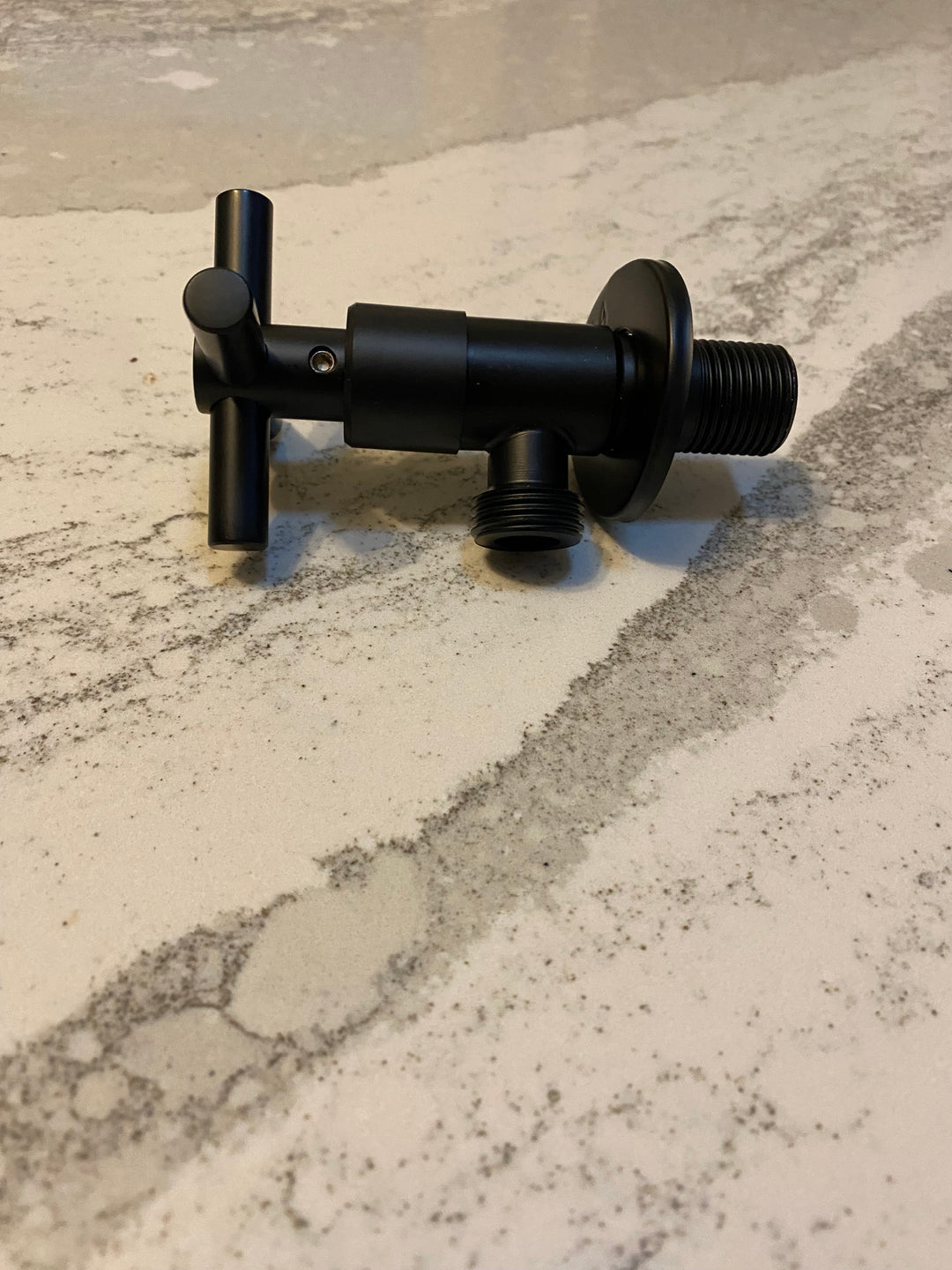 Cross handle X shut off valve