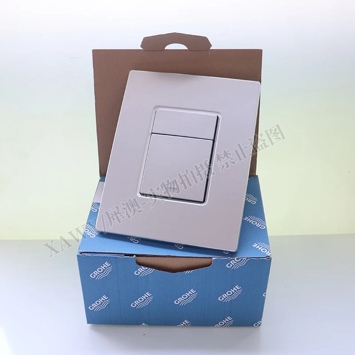 GROHE Cistern button actuation 6 1⁄4" x 7 3 ⁄4"