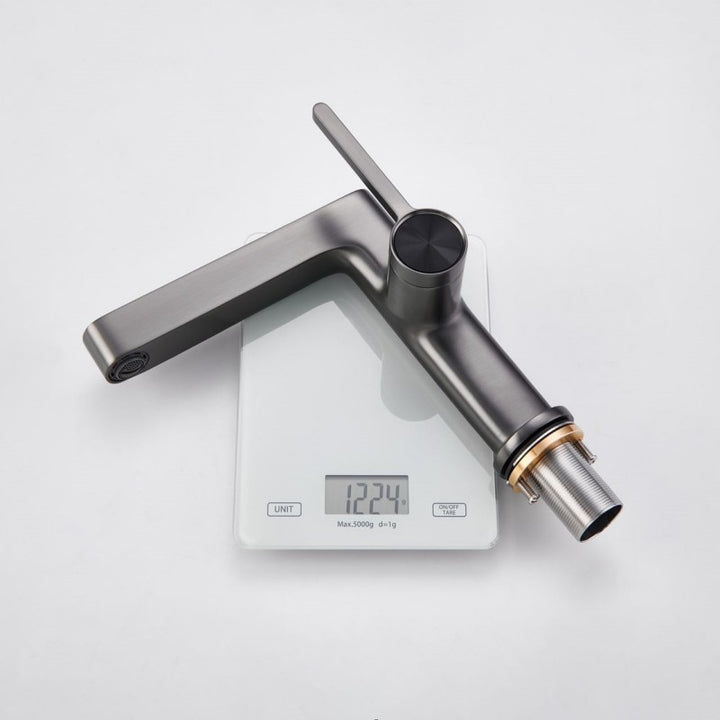 Euro dollar- Design single hole bathroom faucet