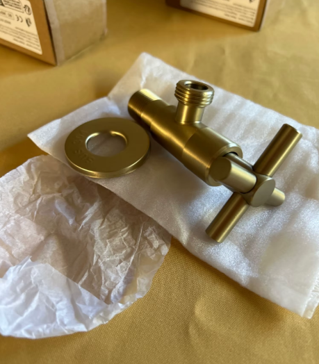Cross handle X shut off valve