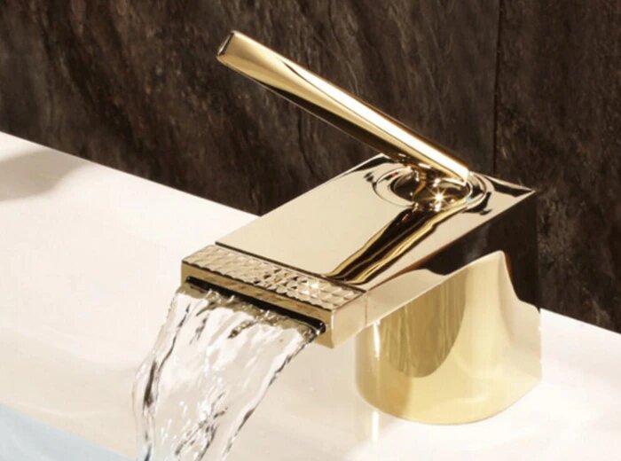 Gold polihsed-BLack with gold-Chrome Single Hole Bathroom Faucet