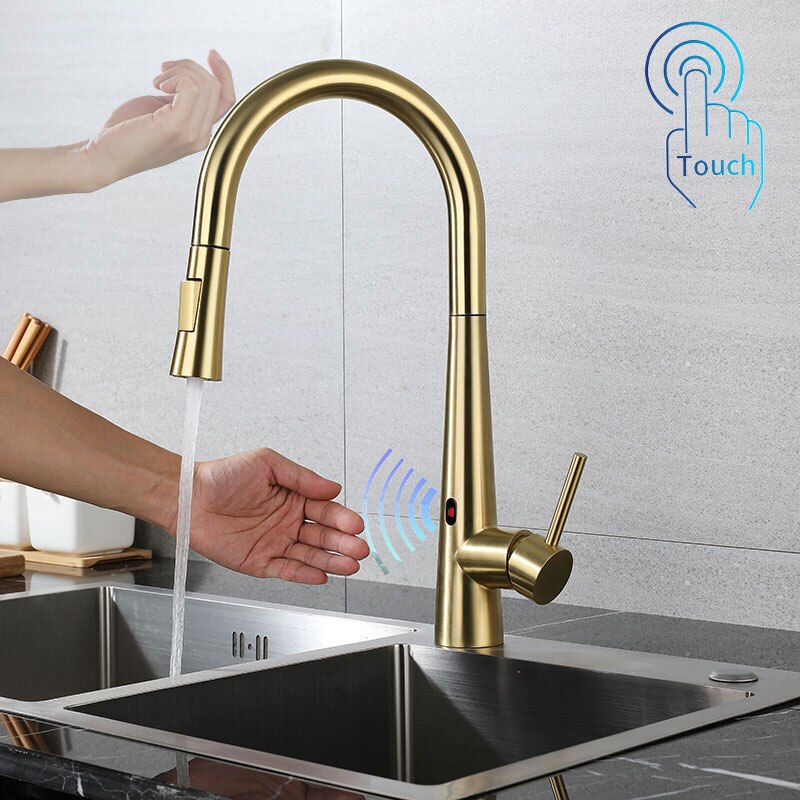 Motion sensor kitchen faucet