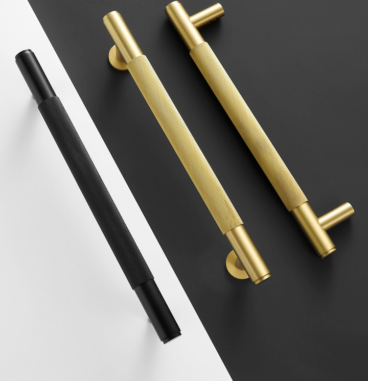 Cabinet door appliance and door entrance handles