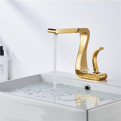 Gold Single Hole Bathroom Faucet