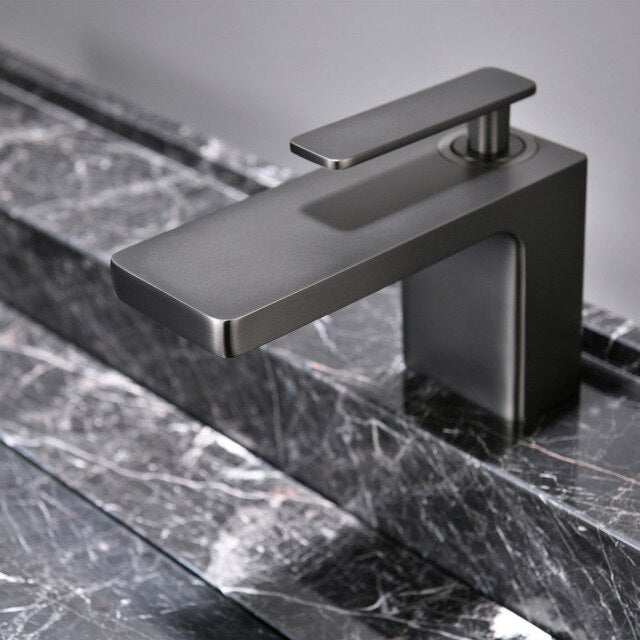 Nordic Design- single hole bathroom faucet